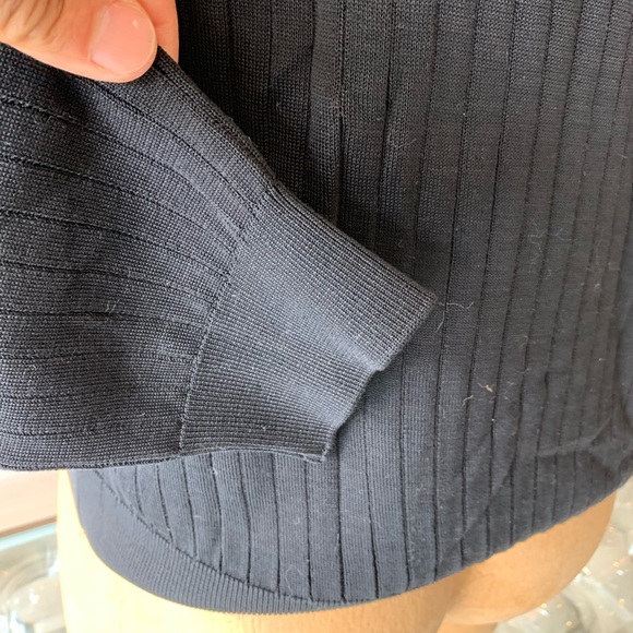 Black Sweater made in Italy by Green Coast NWOT - Picture 11 of 15